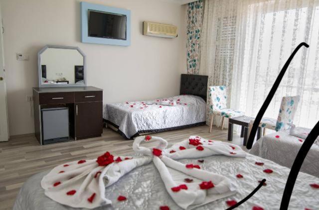 فينيقيه Deniz Hotel المظهر الخارجي الصورة
